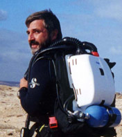 With a Dräger Dolphin  rebreather